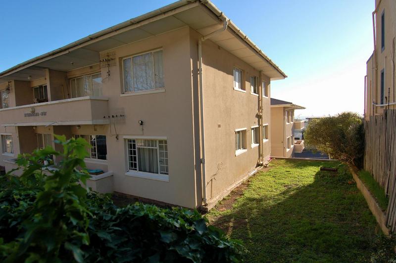 To Let 2 Bedroom Property for Rent in Vredehoek Western Cape